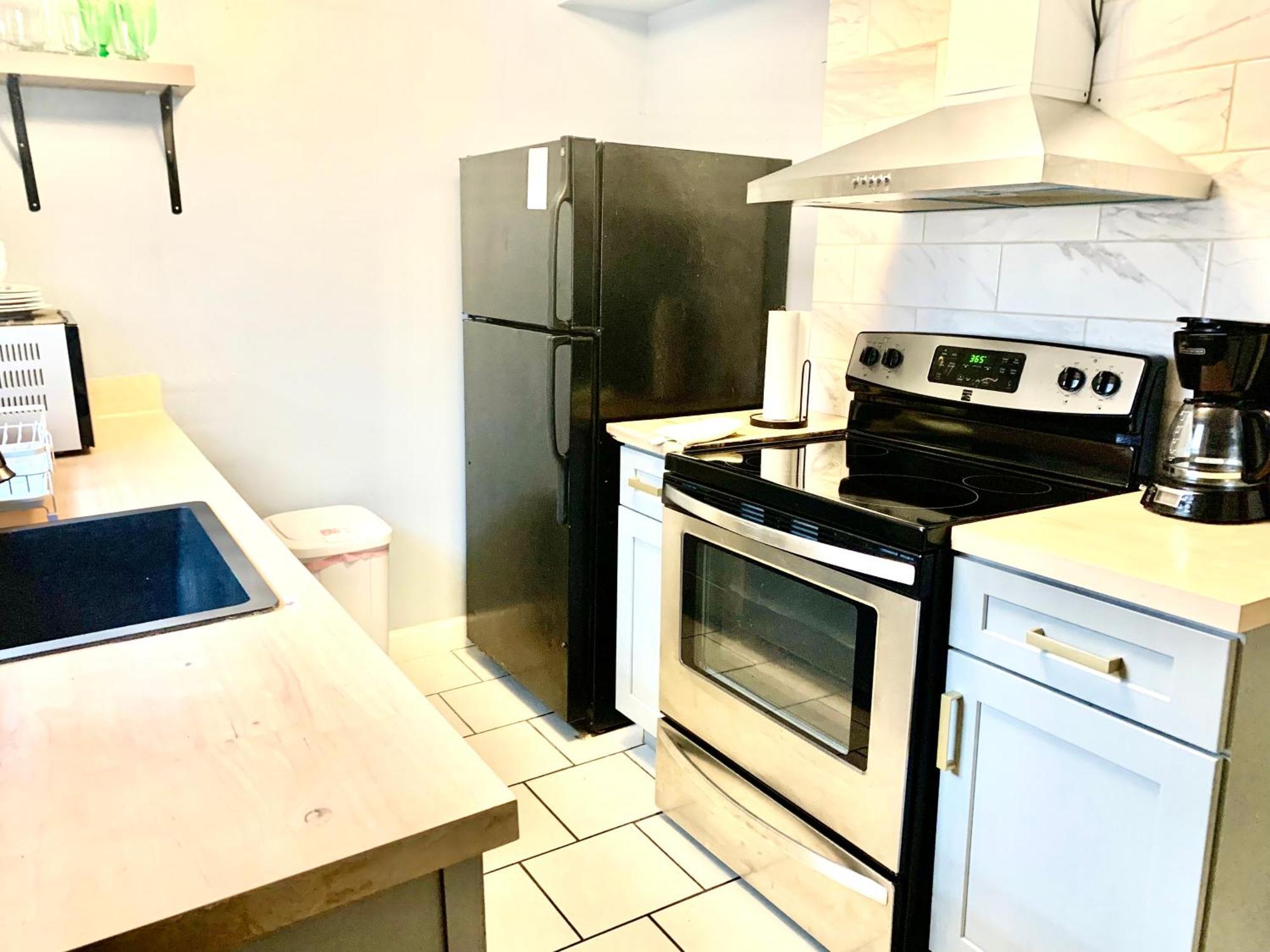 Blue Oval -king Bed-2bedrooms 1,5 Bath